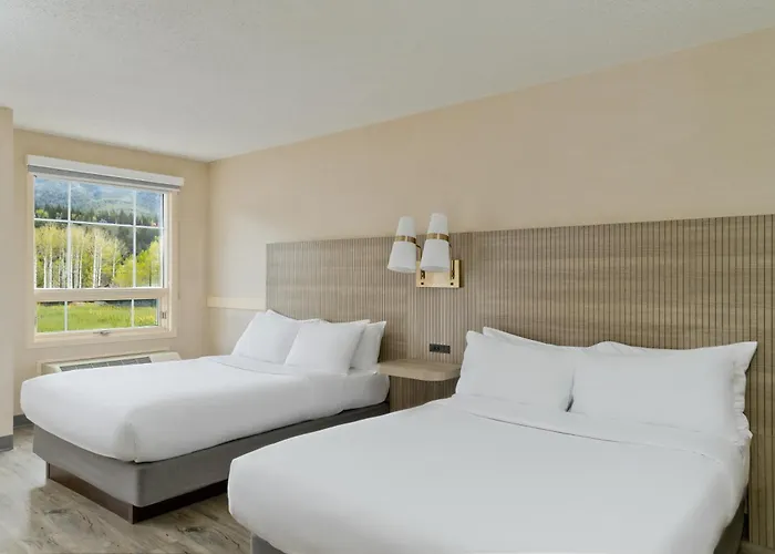 Grande Rockies Resort-Bellstar Hotels & Resorts