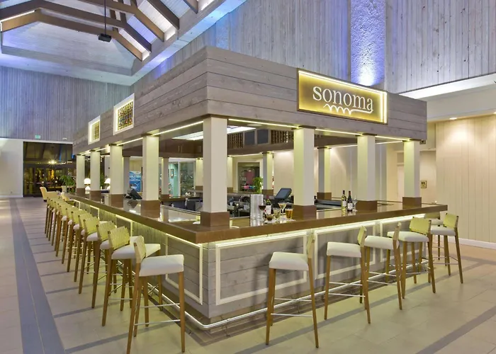 Doubletree By Hilton Orlando Theme Park Resort