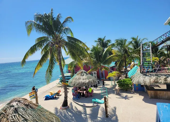 King Lewey'S Island Resort
