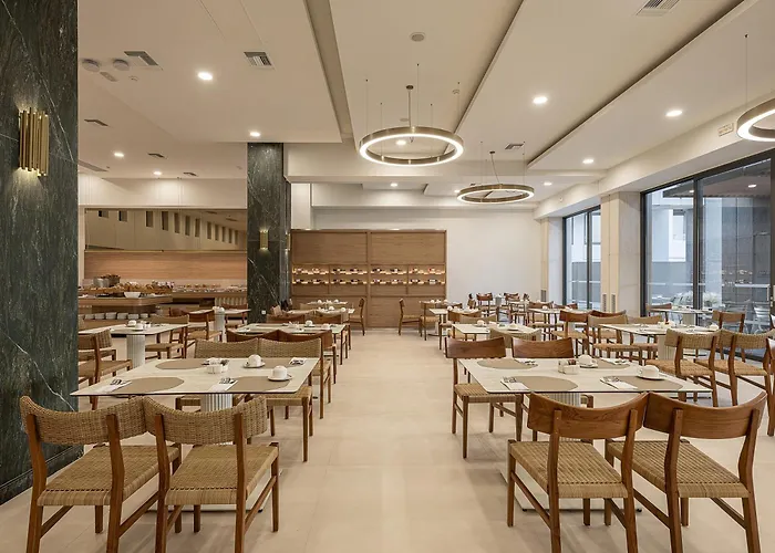 Avra Imperial Hotel