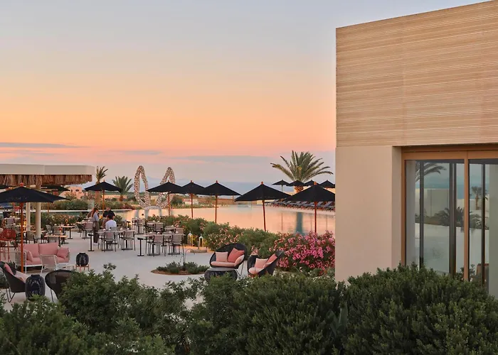 Nous Santorini