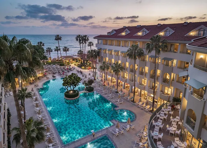 Side Star Beach Hotel