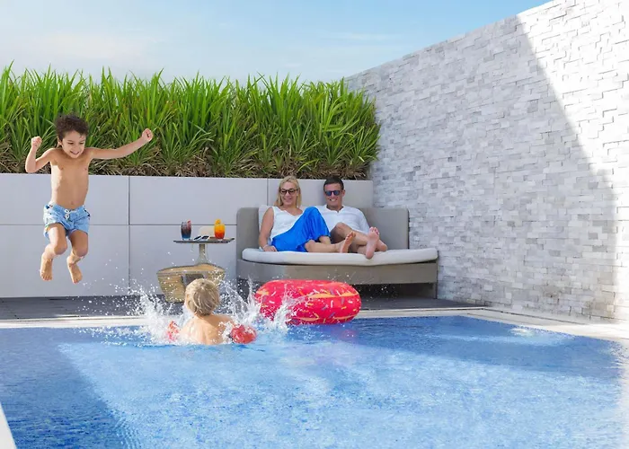 Novotel Bur Dubai - Healthcare City