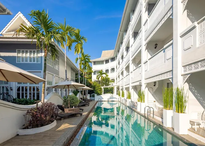 Away Chiang Mai Thapae Resort A Vegan Retreat