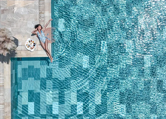 Hvd Reina Del Mar - Premium Spa Service & Free Parking