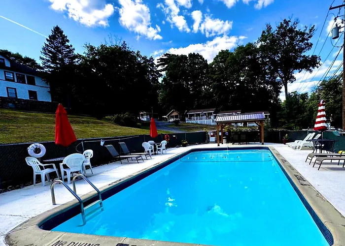 Rock Castle Resort