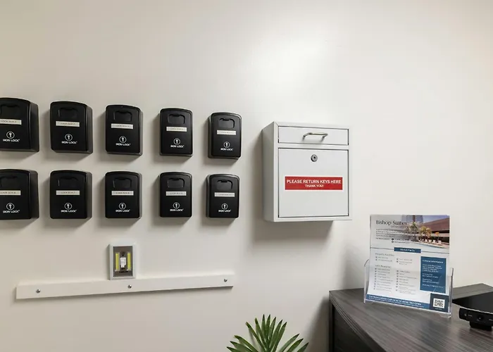 Bishop Suites At Executive Centre
