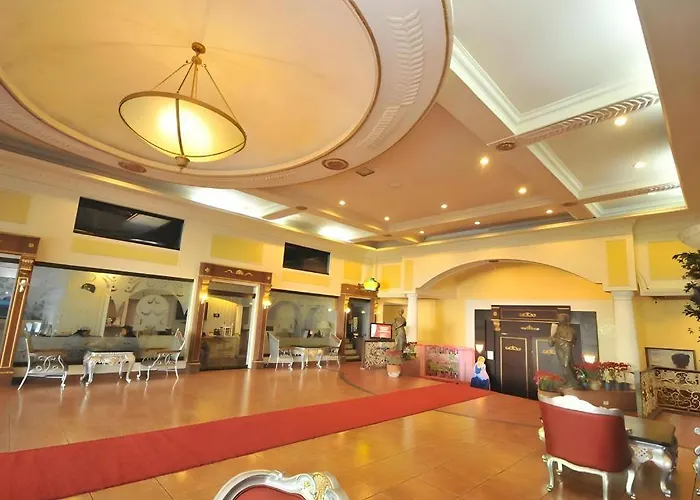 Queen Margarette Hotel
