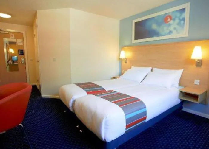 Travelodge Kinross M90
