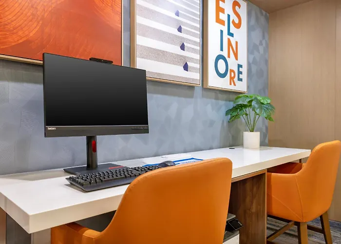 Holiday Inn Express Hotel & Suites Lake Elsinore By Ihg