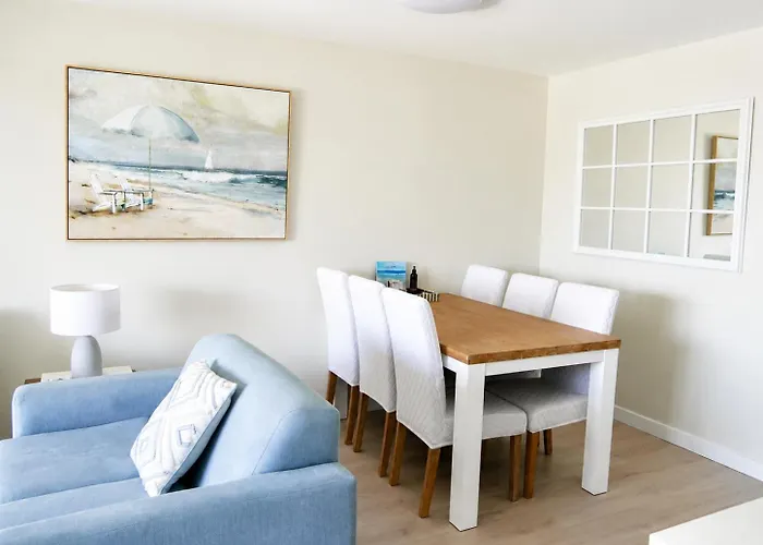 Pelican Cove Waterfront Apartment