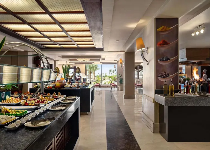 Movenpick Waterpark & Spa Soma Bay