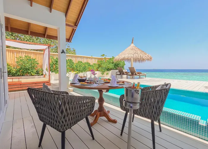 Malahini Kuda Bandos Special Offer Begin Your Island Escape With Ease Airport Pick Up And Return By Shared Speedboat At Just Usd 50 Per Person Stays Stay Untill End June Hulhumalé