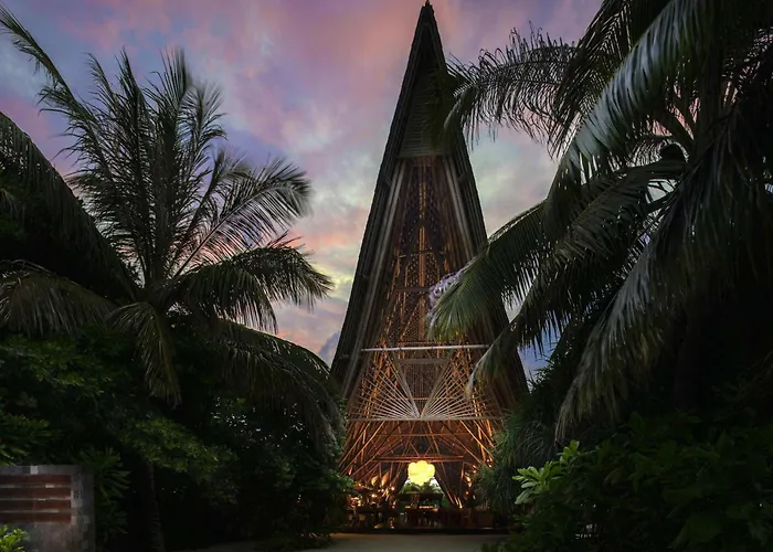 Kuredhivaru Resort And Spa - Maldives