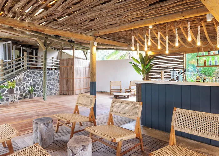 Friday Attitude Hotel Trou d'Eau Douce