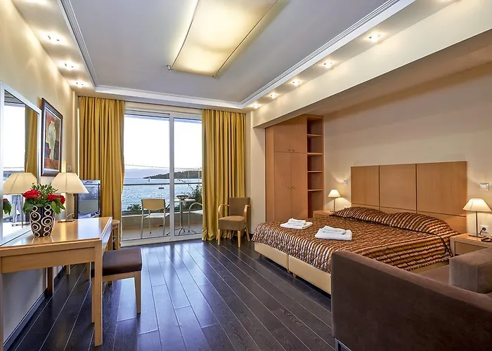 Nautica Bay Hotel