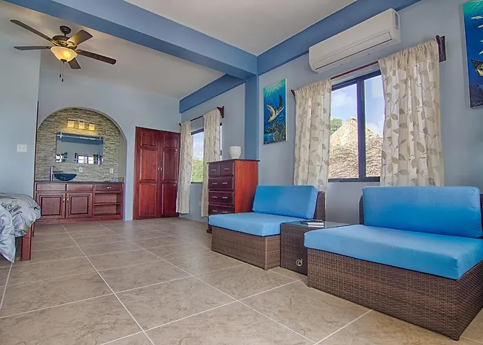 Beaches And Dreams Boutique Hotel Placencia
