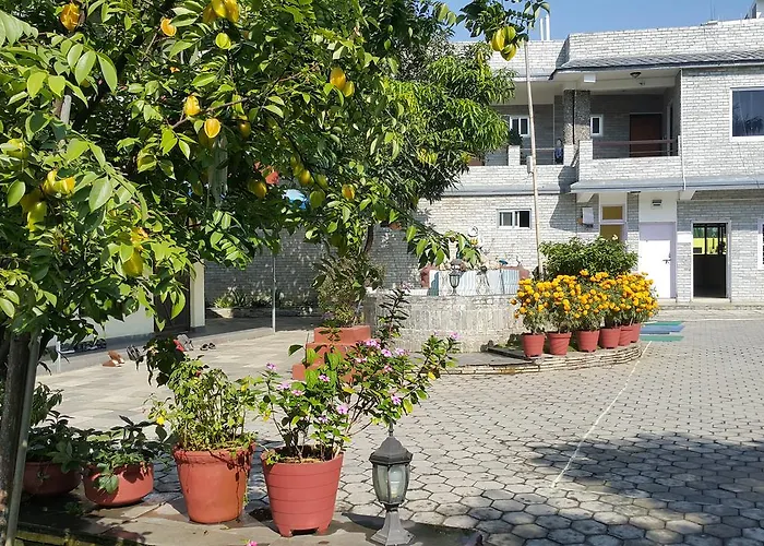 Hotel Bishram