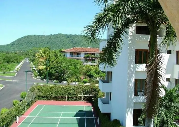 Ixtapa Palace