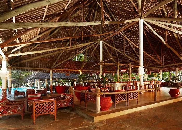 Neptune Village Beach Resort & Spa Galu