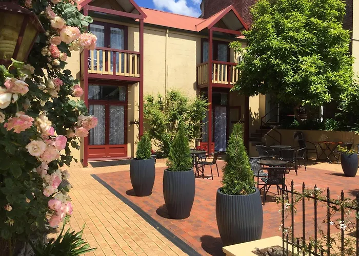 Art Hotel On York