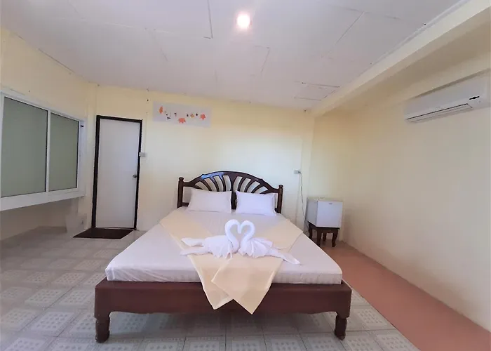 Cameron Island Resort Ko Sukon